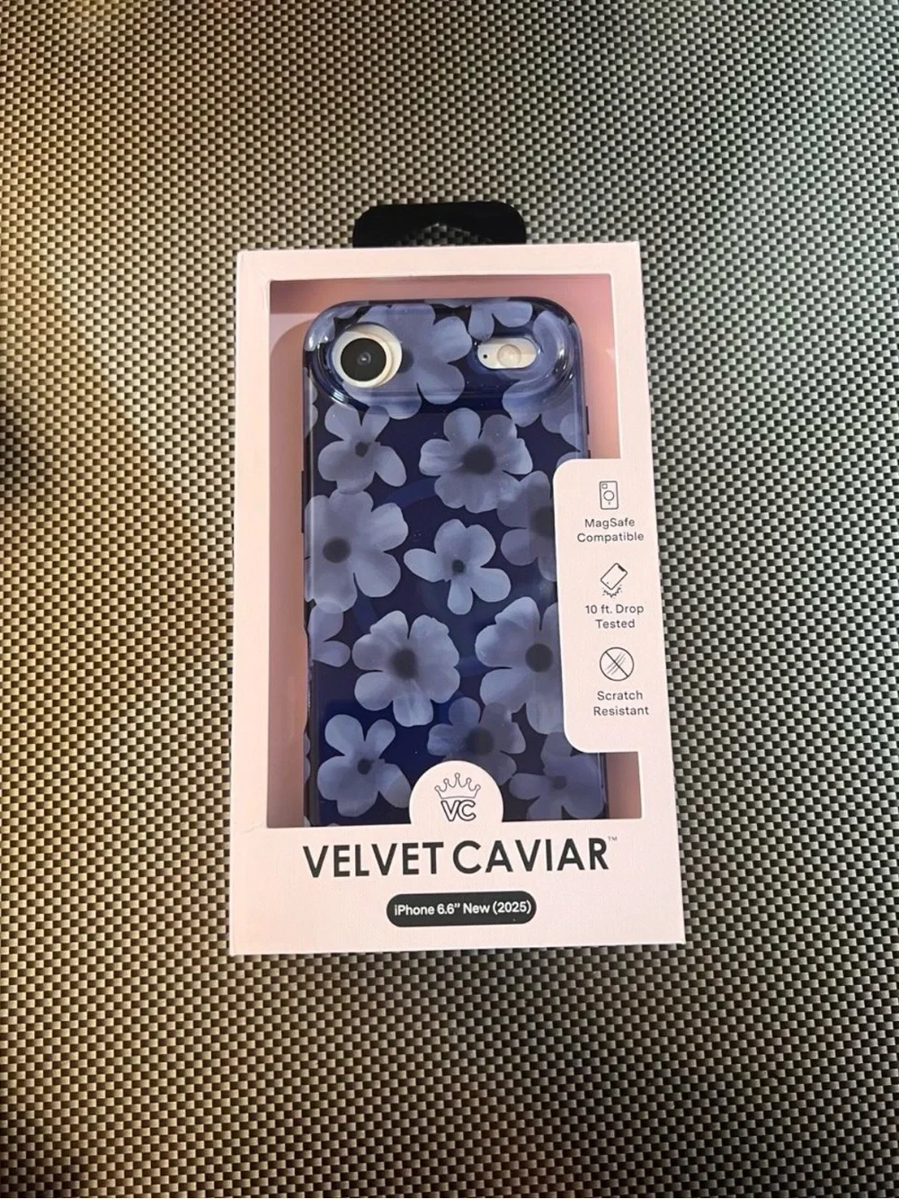 Velvet Caviar Blue Floral iPhone Air 16/17 Case (Blue)